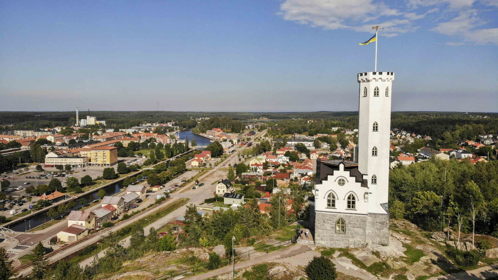 Nordlo-office-Soderhamn-church